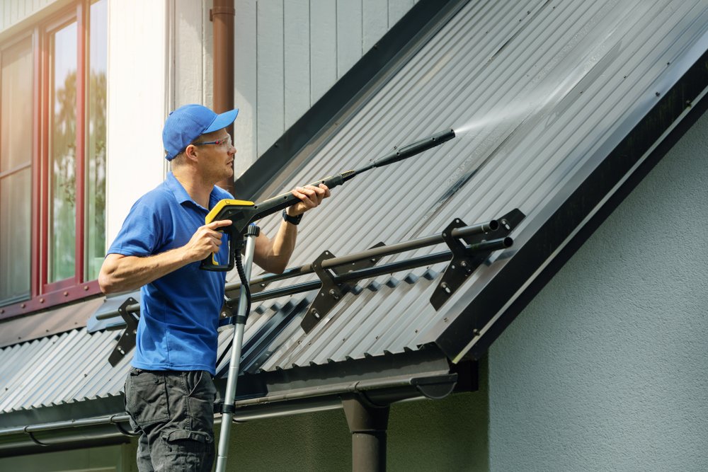 pressure-cleaning-rooftop