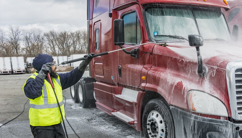 truck-washing-13